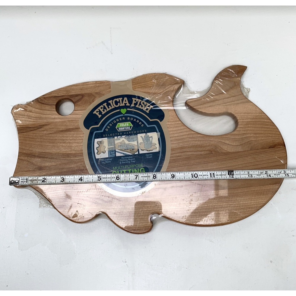 FELISHA FISH Hardwood Cutting Board by Foley Martens Made in U.S.A. 9X 15" - Picture 8 of 9